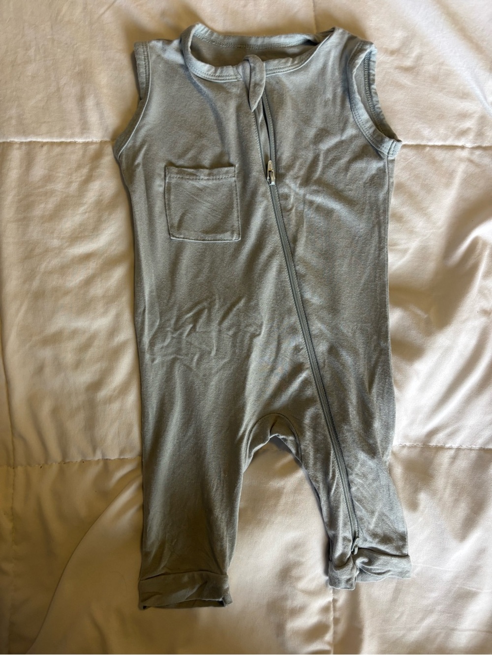 Kyte Sleeveless Romper in Fog